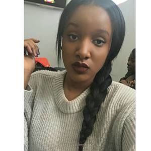 Meet your Posher, Christina